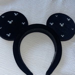 MICKEY EARS WITH PEARLS